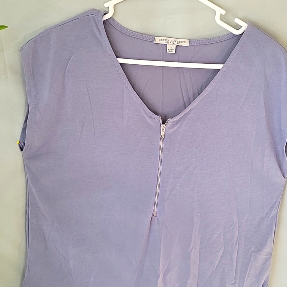 Lavender Zipper Front Top - Picture 2 of 8